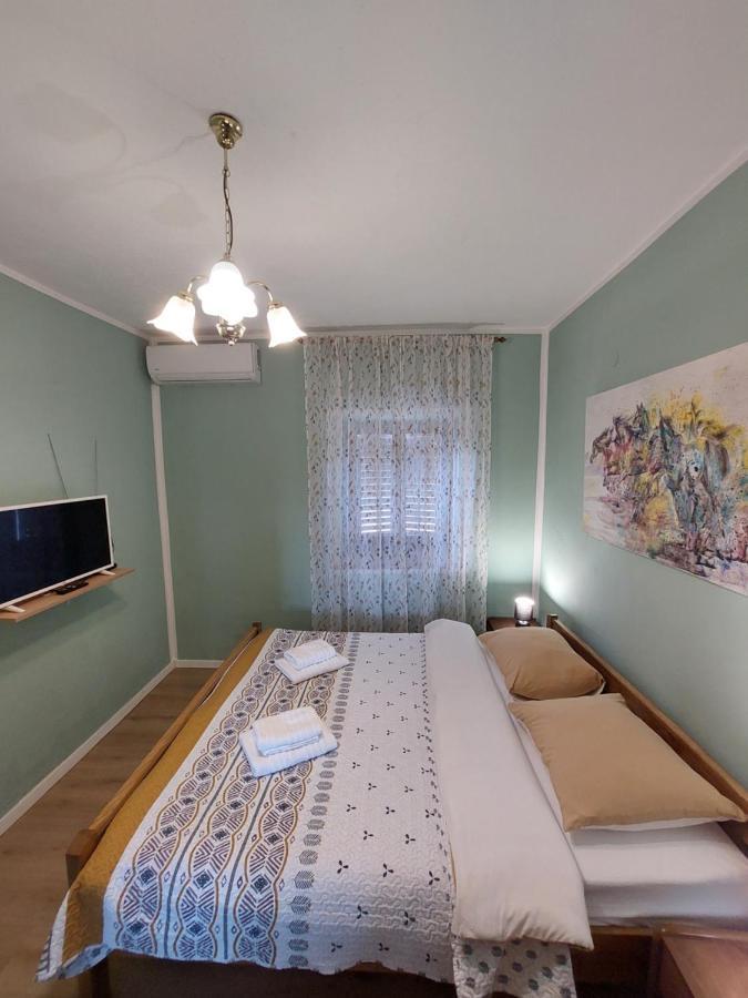 Agrotourism Galic Krka 호텔 Drinovci 외부 사진