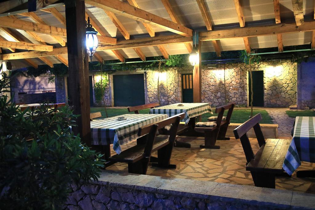 Agrotourism Galic Krka 호텔 Drinovci 외부 사진