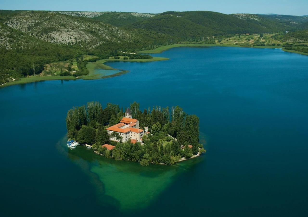 Agrotourism Galic Krka 호텔 Drinovci 외부 사진